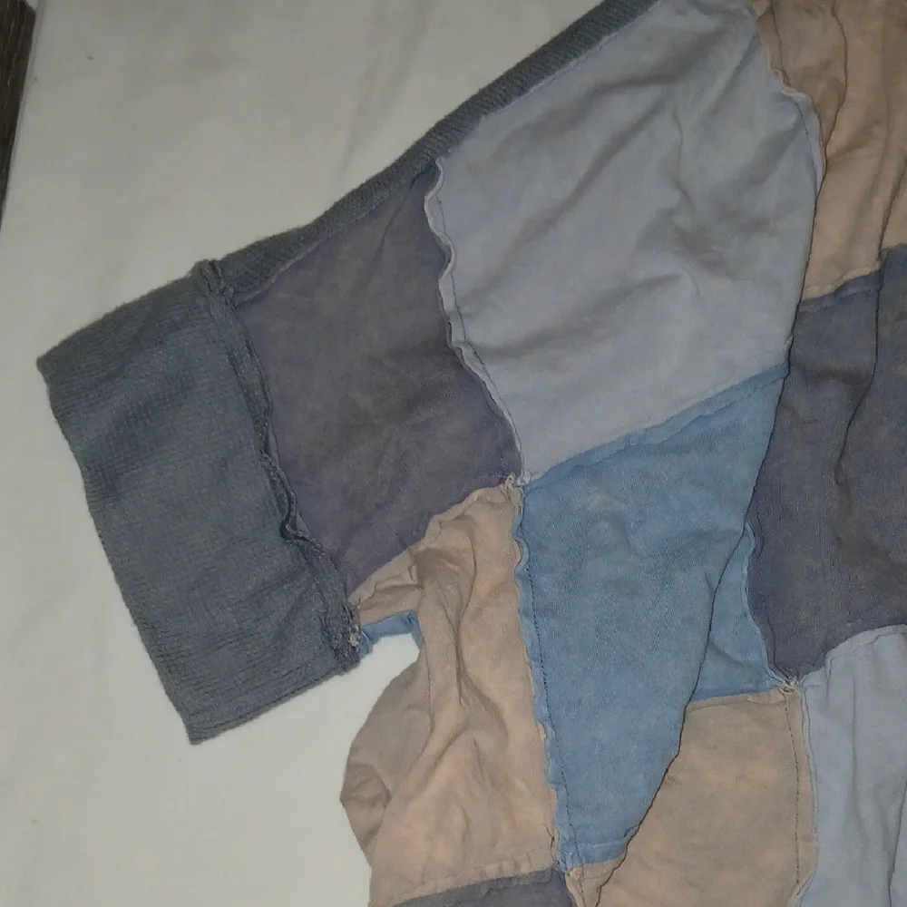 Oli & Hali Patchwork Top in Blue and Tan - Picture 3 of 7